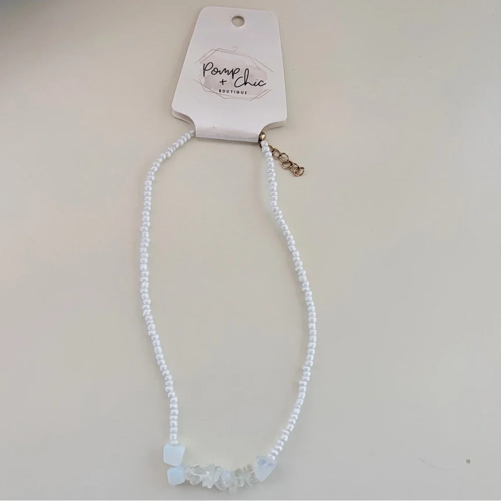 NWT Pomp + Chic Boutique Pearlized Beaded Necklace